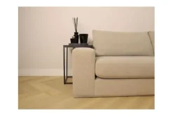 Rechte Banken-Be Inspired Bank Napels