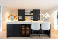 Barkrukken-Richmond Interiors Barstoel 210644 White Bouclé Pullitzer