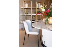 Eetkamerstoelen-Richmond Interiors Eetkamerstoel 210624 White Bouclé Darby