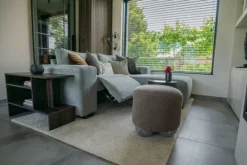 Online Lounge bank Larissa Loungebanken