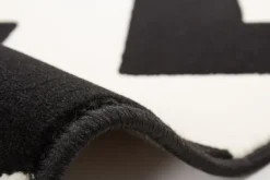 Outlet Vloerkleed 2095 Zwart Manolya Vloerkleden